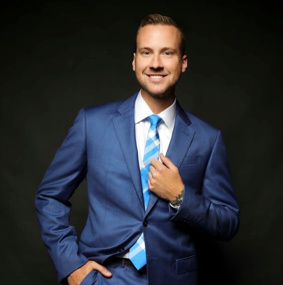 Portrait of Jesse Marinak, Licensed Real Estate Advisor • Founding Member.